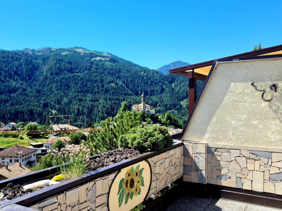 Terrazza Sulle Dolomiti Lejlighed Castello-Molina di Fiemme Eksteriør billede